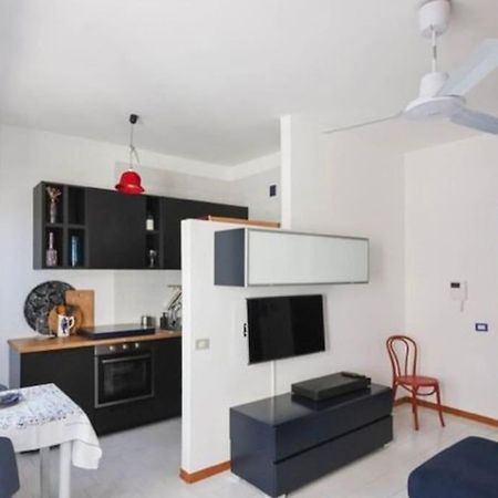 Double Balcony Sea View Apartman Bari Kültér fotó
